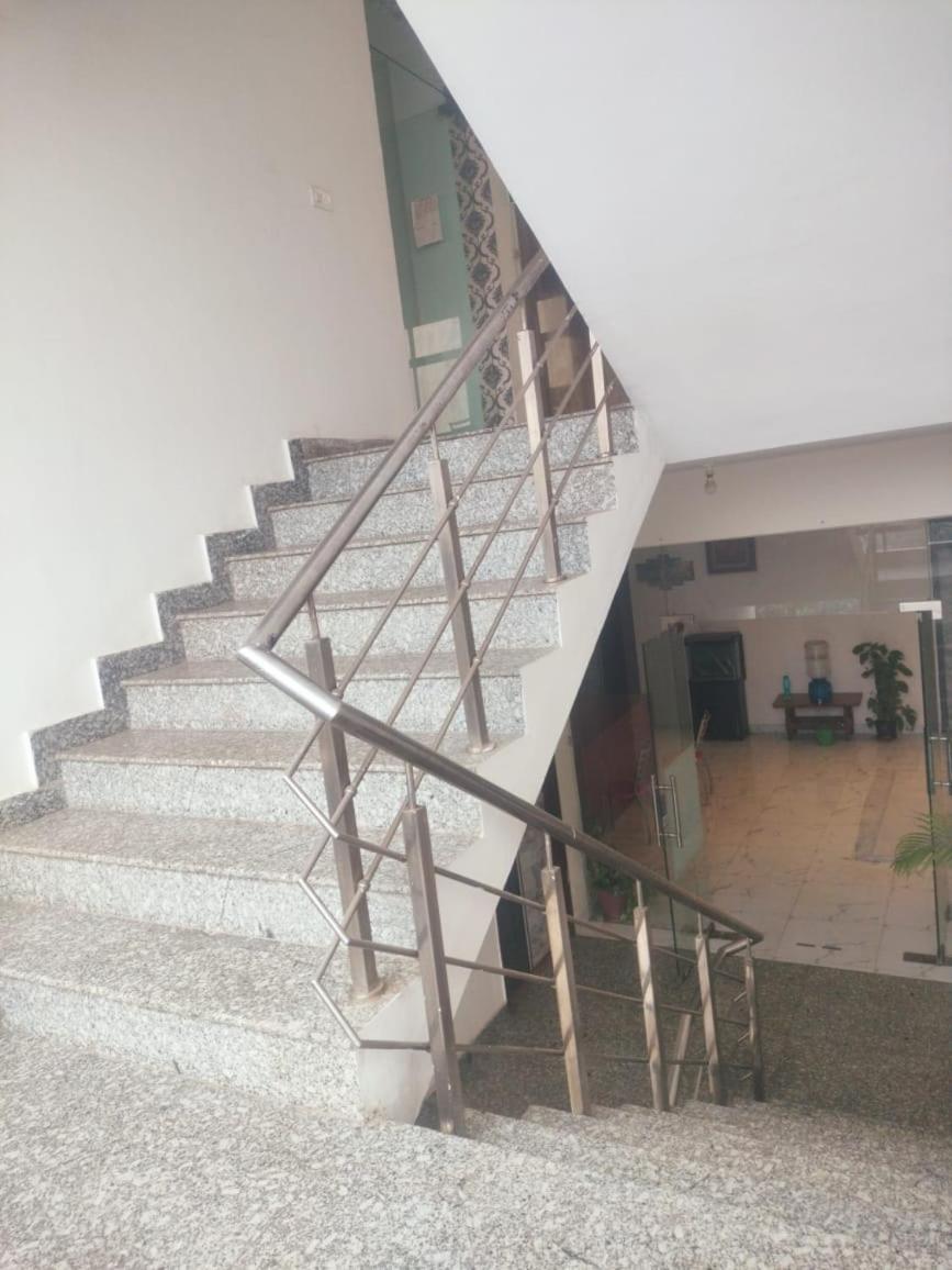 The Rejoice Hotel & Guesthouse Greater Noida Exteriör bild